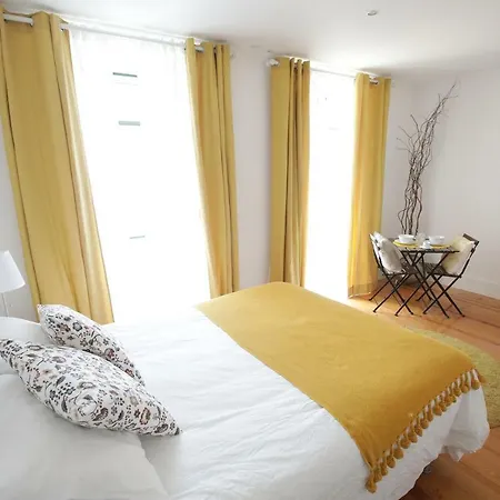 Проживання в сім'ї Arroios De Paixao *